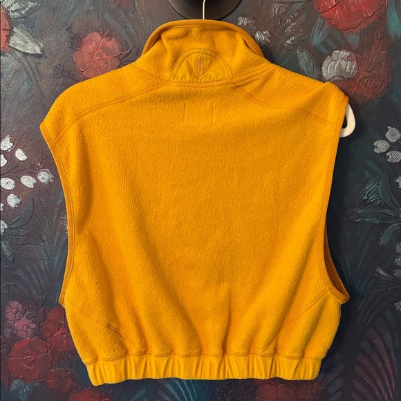 Women’s Free People Movement Yellow Cropped Fleece Vest - Picture 6 of 8